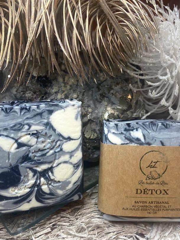 DETOX SOAP | With vegetable charcoal and essential oils for wholesale by Les Bulles de Lisa