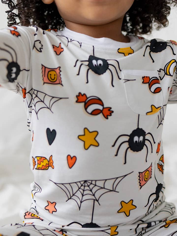 Spider Treats Two Piece Set for wholesale by PB & Grape