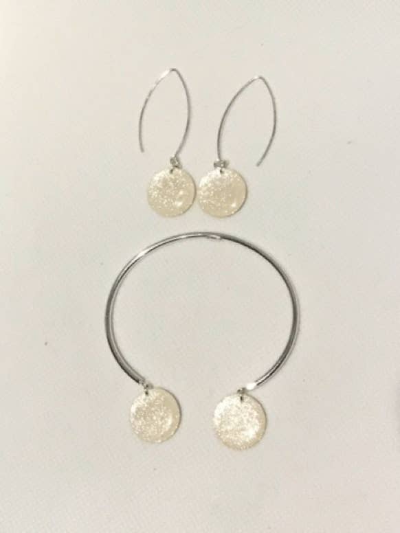 Bracelet - Pearl white for wholesale by La Chaumière à Bijoux