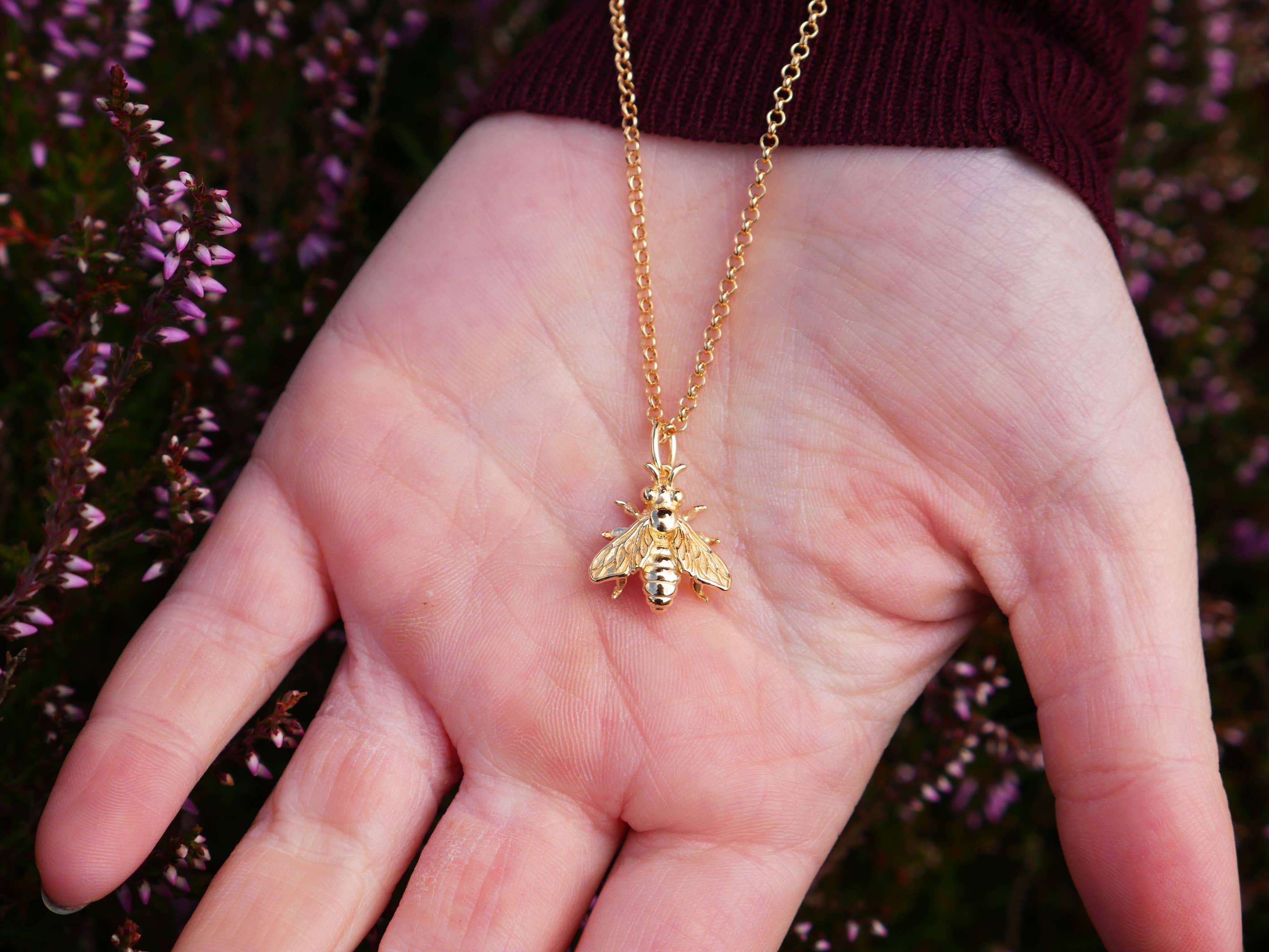 In The Heather – wholesale Pendant/charm necklace – Scottish honey bee necklace in sterling silver2