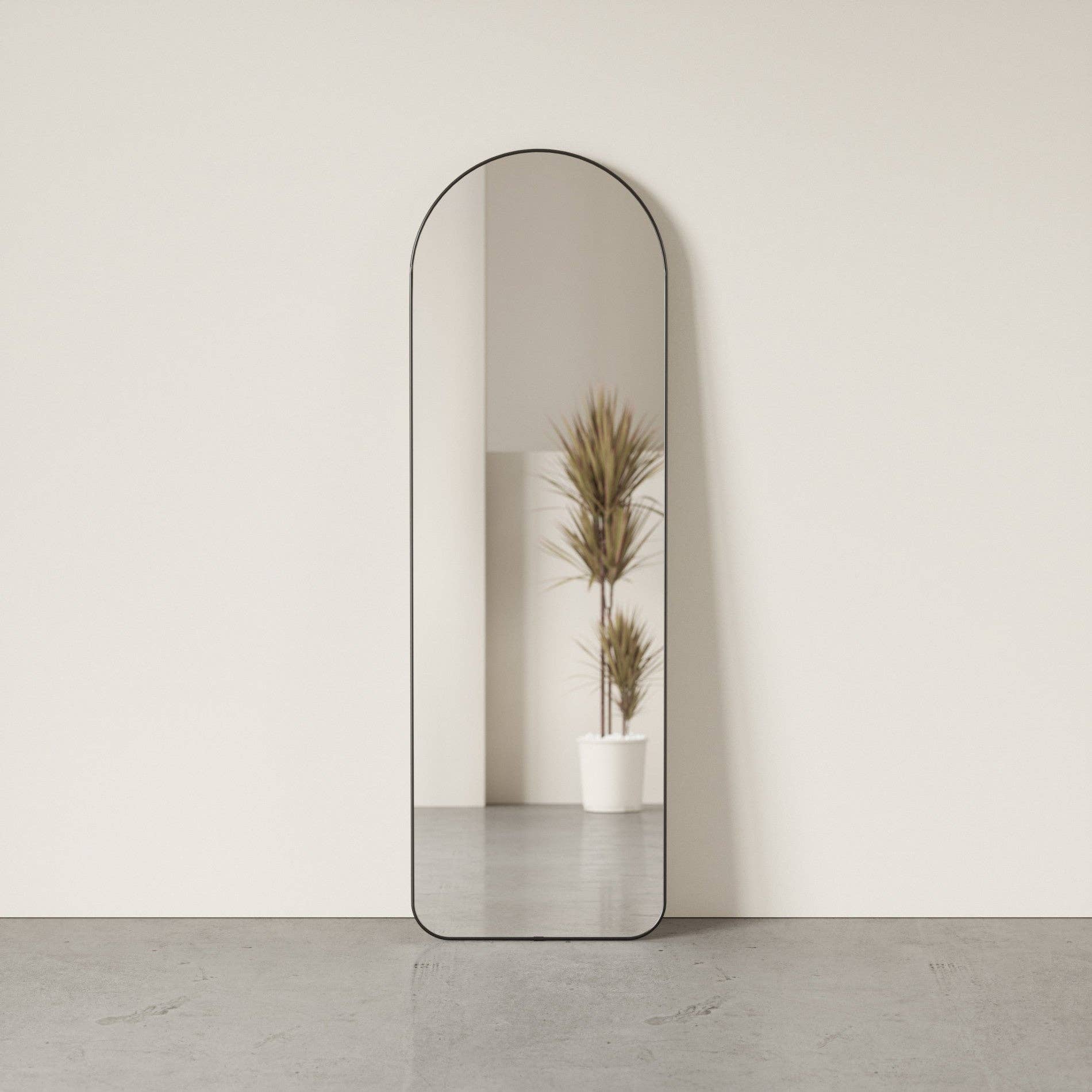 Umbra - Wholesale Wall Mirror - Hubba Arched Leaning & Wall Mirror3