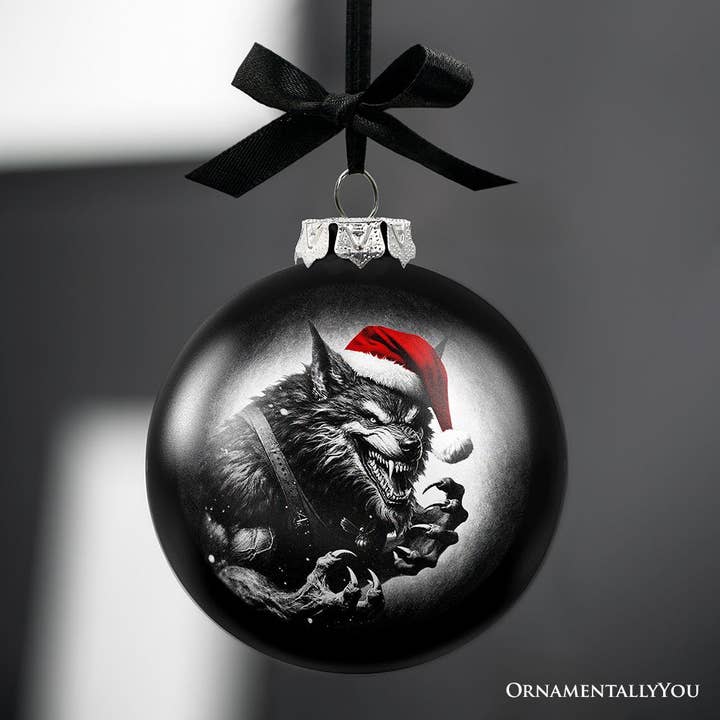 OrnamentallyYou - Vente Objets de décoration - Décoration en verre représentant un portrait effrayant de loup-garou