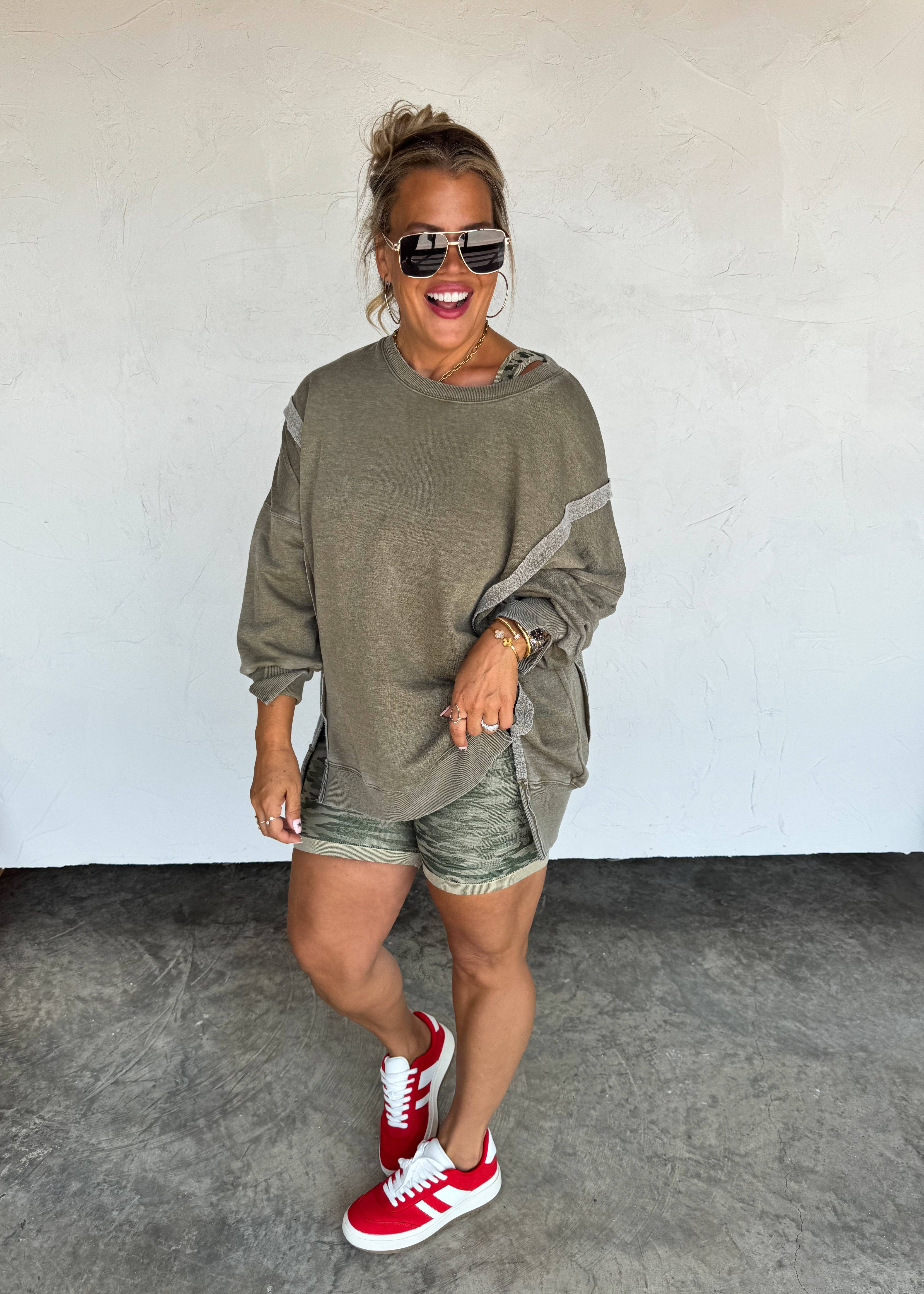 BLAKELEY - Wholesale Sweatshirt - Women's - FALL COLORS CLASSIC CREW PULLOVER10