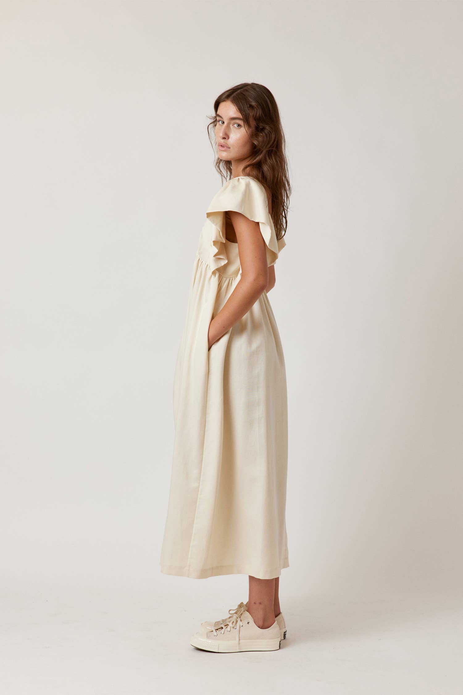 Ecro Ruffle sleeve midi dress for wholesale on Faire2