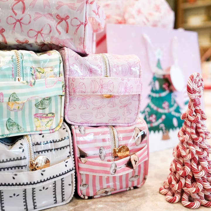 KENZKUSTOMZ - Wholesale Toiletry Bag - Women's - Clear Coat Toiletry Dopp Kit3