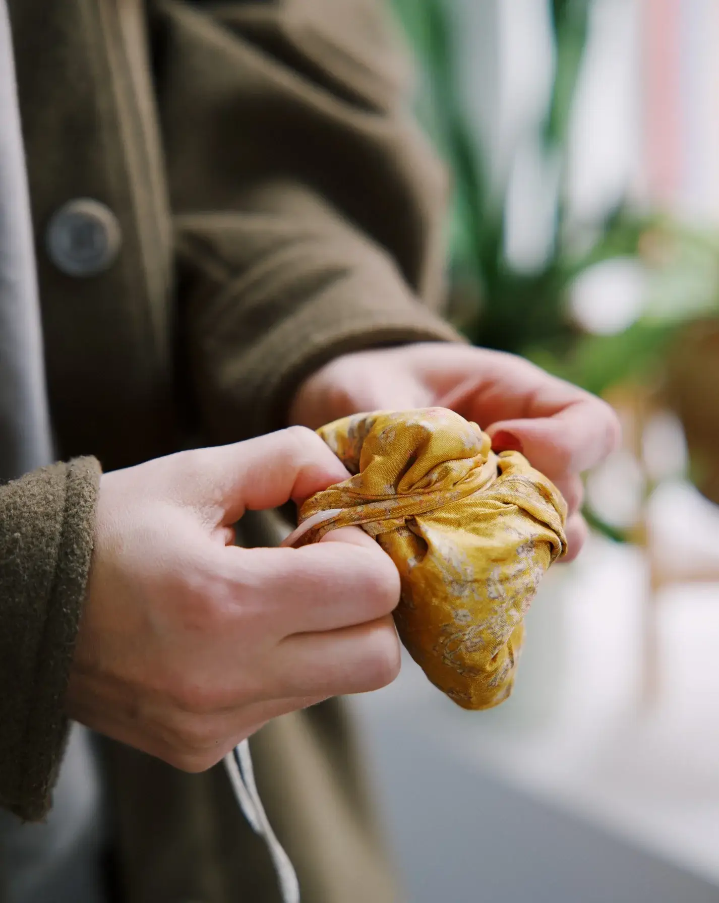 Ethical Global - Wholesale Grocery/Shopping Bag - Shopping/Tote Bag Re-Purposed Sari, Eco-Friendly2