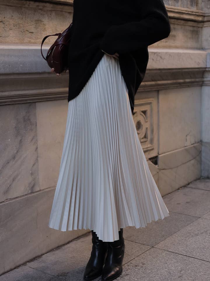 PLISSERET NEDERDEL for engroshandel hos Touché Privé EU