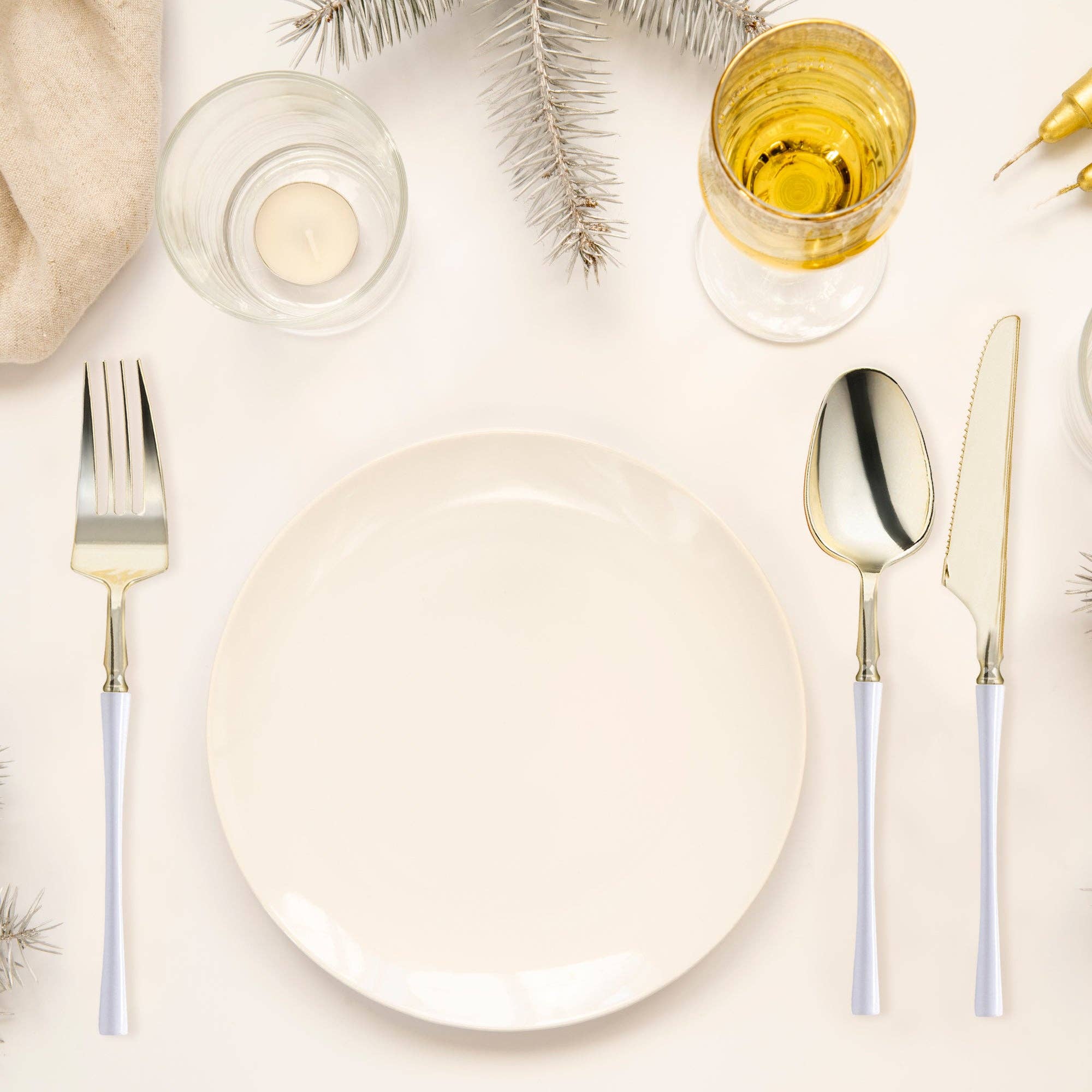 Smarty had a Party - Vendita all'ingrosso Set di posate assortite - Set di posate in plastica moderno oro con manico bianco - 20 ospiti6