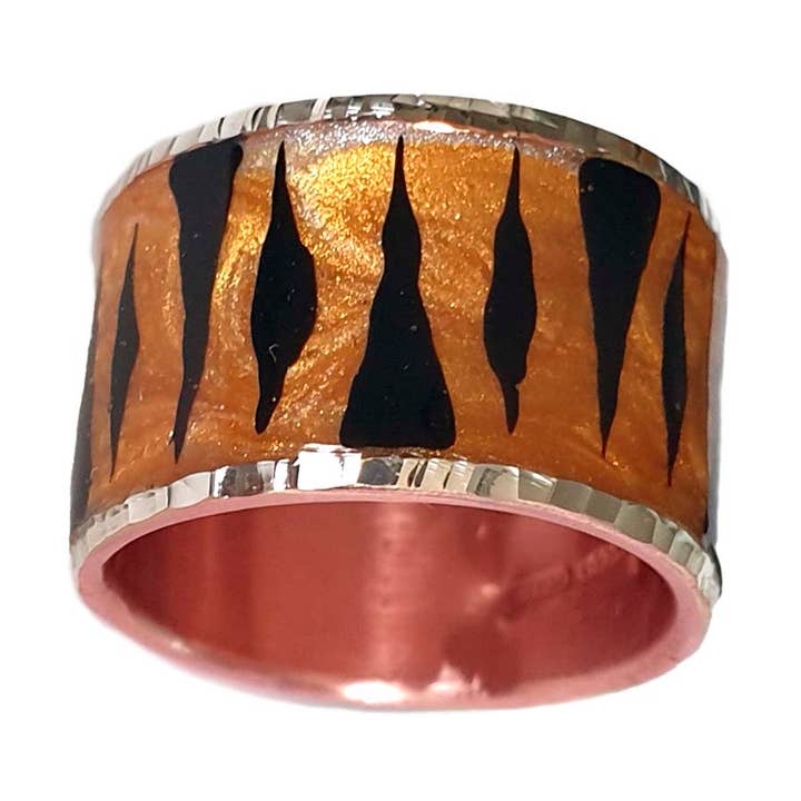 Enamelled tiger ring in 925 sterling silver for wholesale by Cavas  gioielli