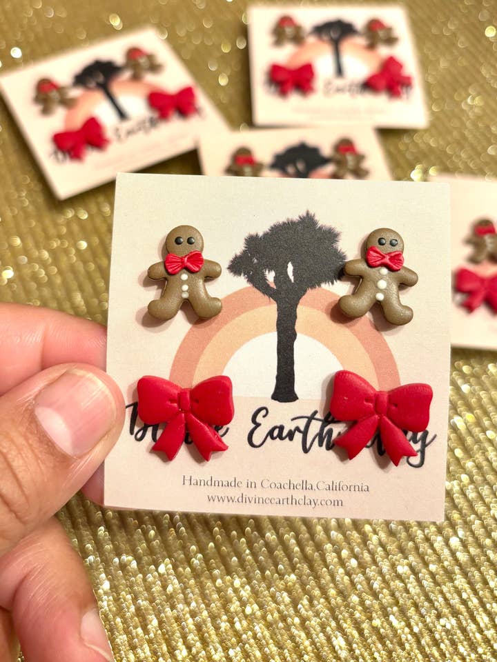 Gingerbread/Red Bow stud pack for wholesale by Divine Earth Clay