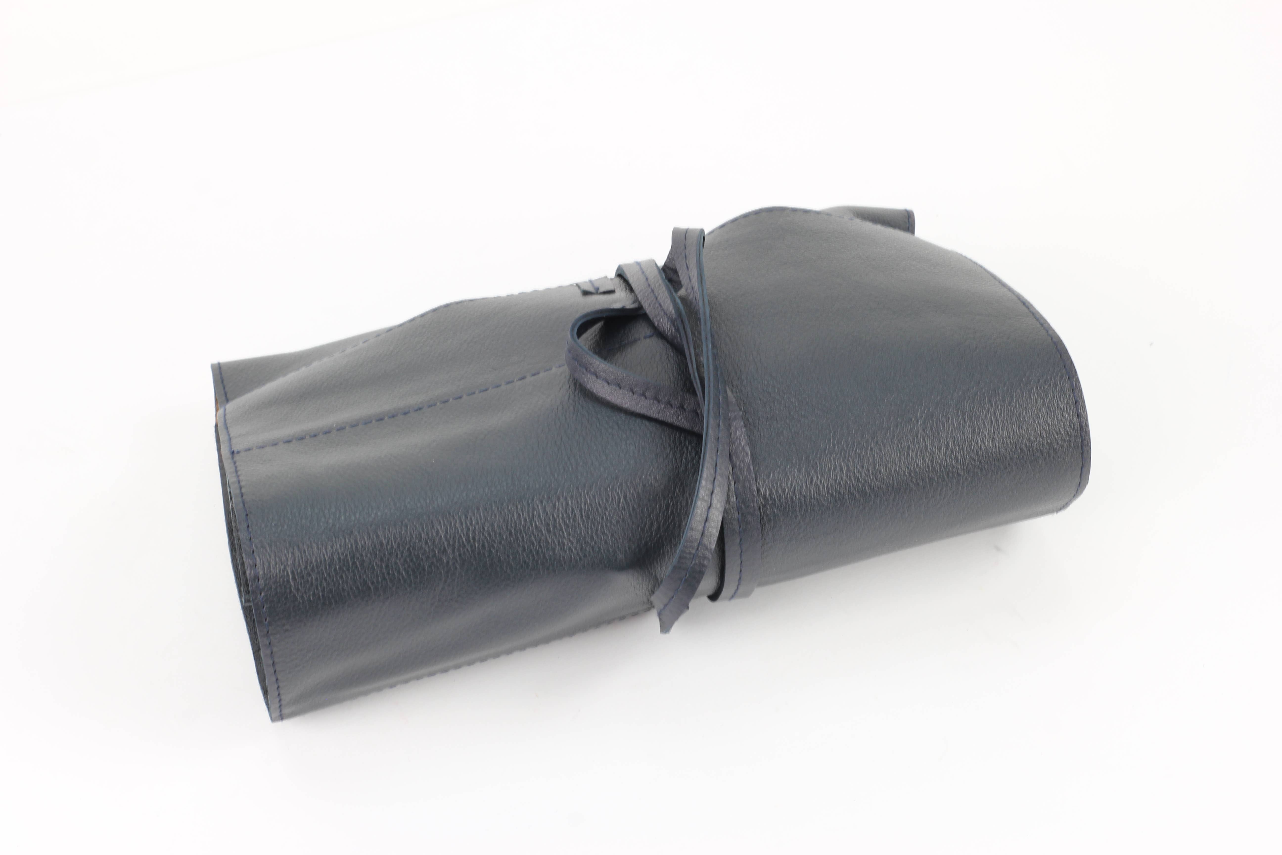 Leather Impressions Inc - Wholesale Cord Holder - Leather Roll up Cord Keeper Wrap Around Tech Case5