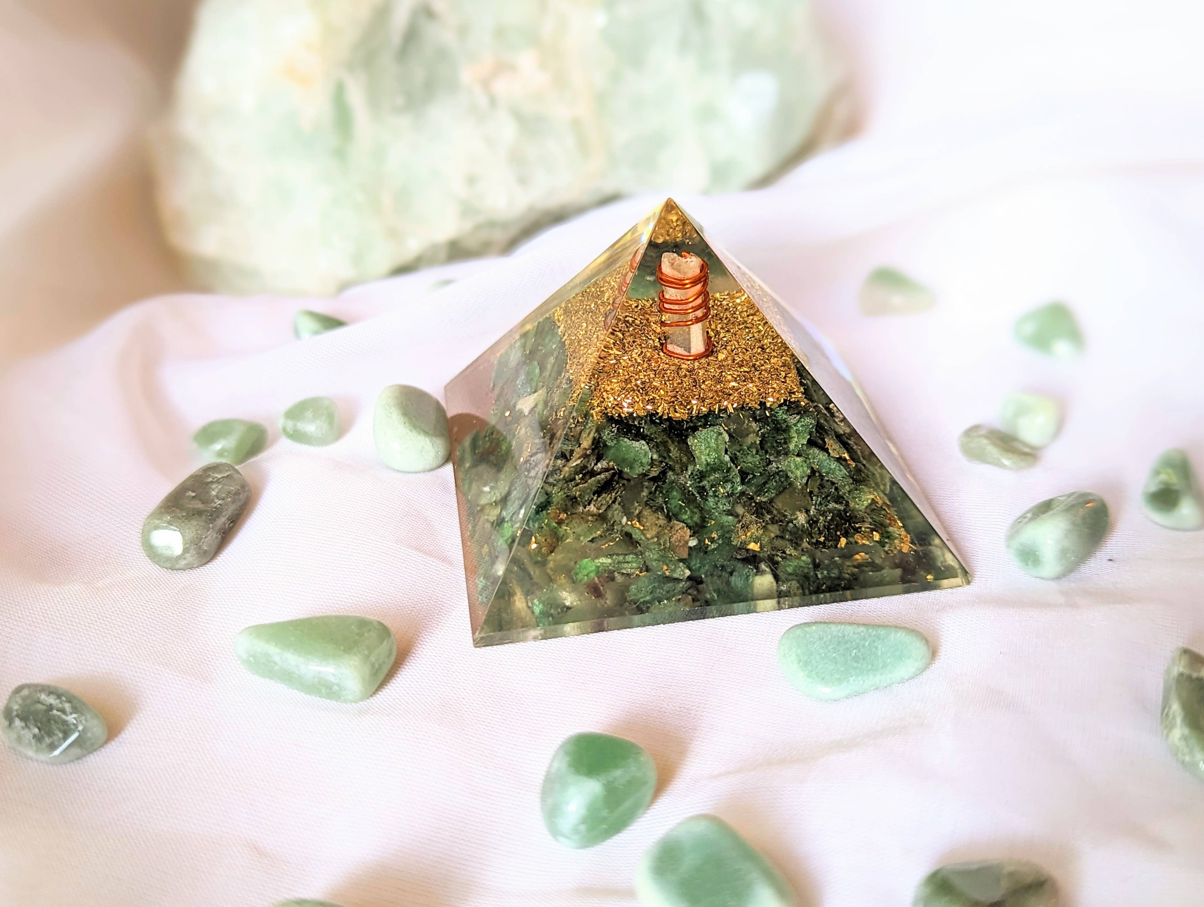 Goddess Provisions - Vente Pierre et cristal de spiritualité - Pyramide Orgonite - Purification d'aura, Protection EMF, Guérison3