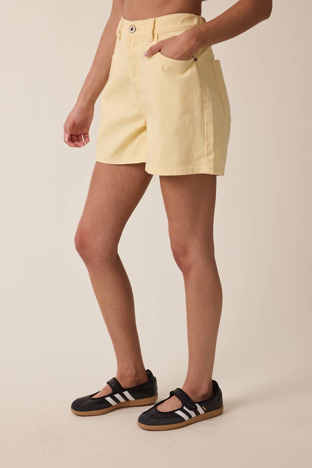 Wishlist Apparel - Wholesale Shorts - Women's - CLASSIC COTTON DENIM SHORTS / WL25-116369