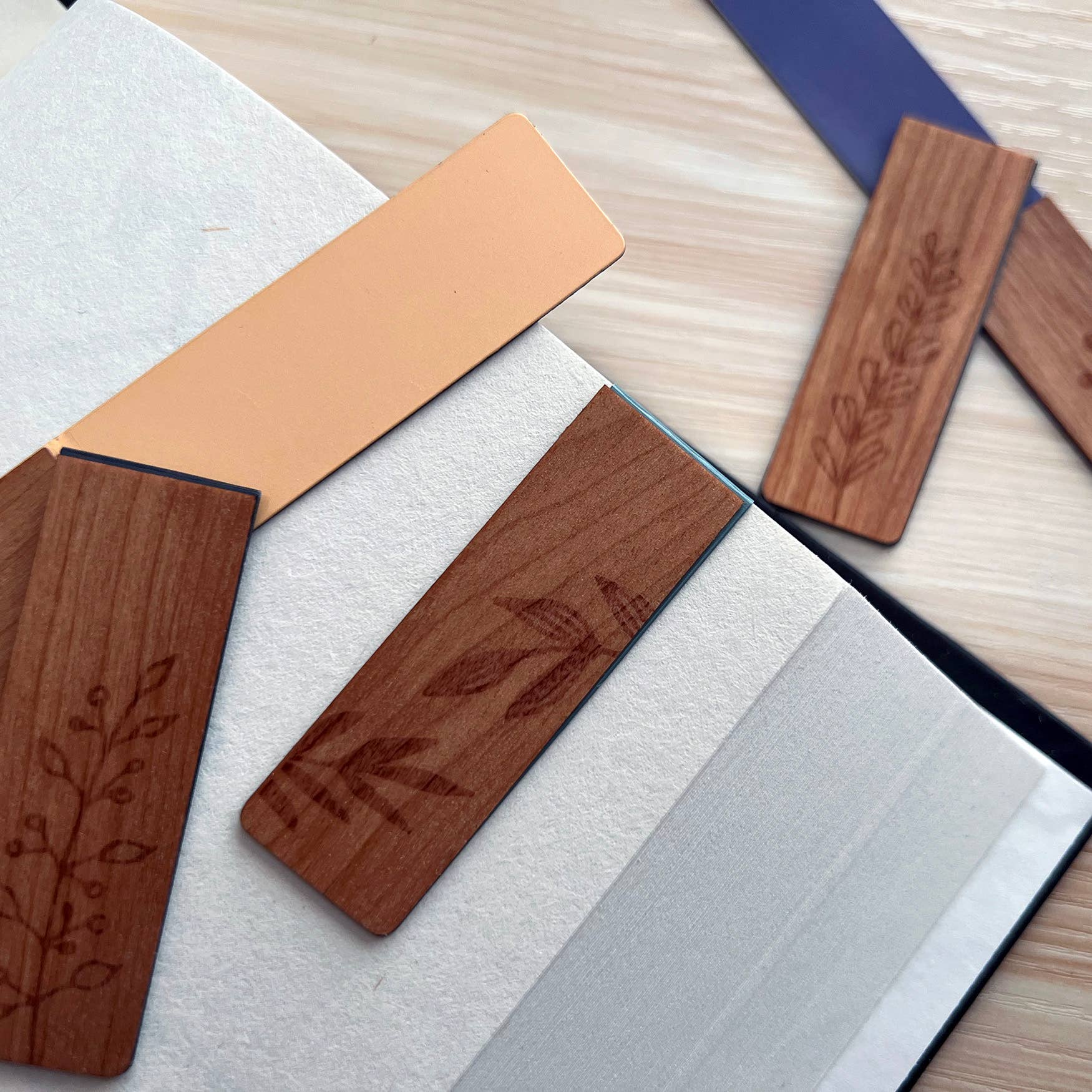 North Country Craft - Wholesale Bookmark - Floral Icons Magnetic Wooden Bookmarks1