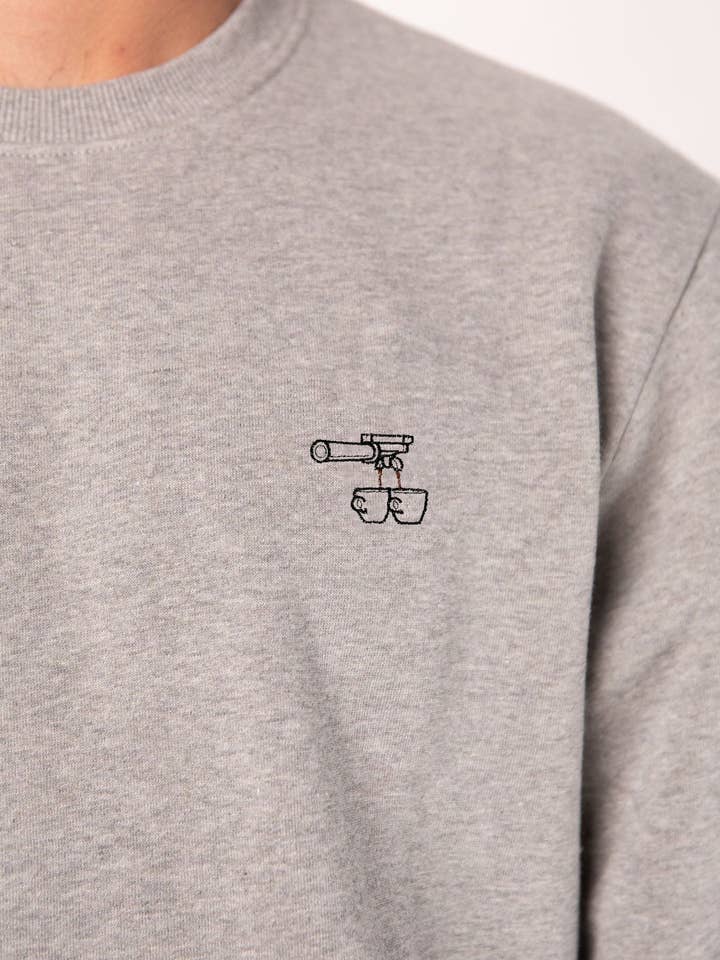 Due Caffè | Embroidered organic cotton men's sweater for wholesale by Fashion Drinks