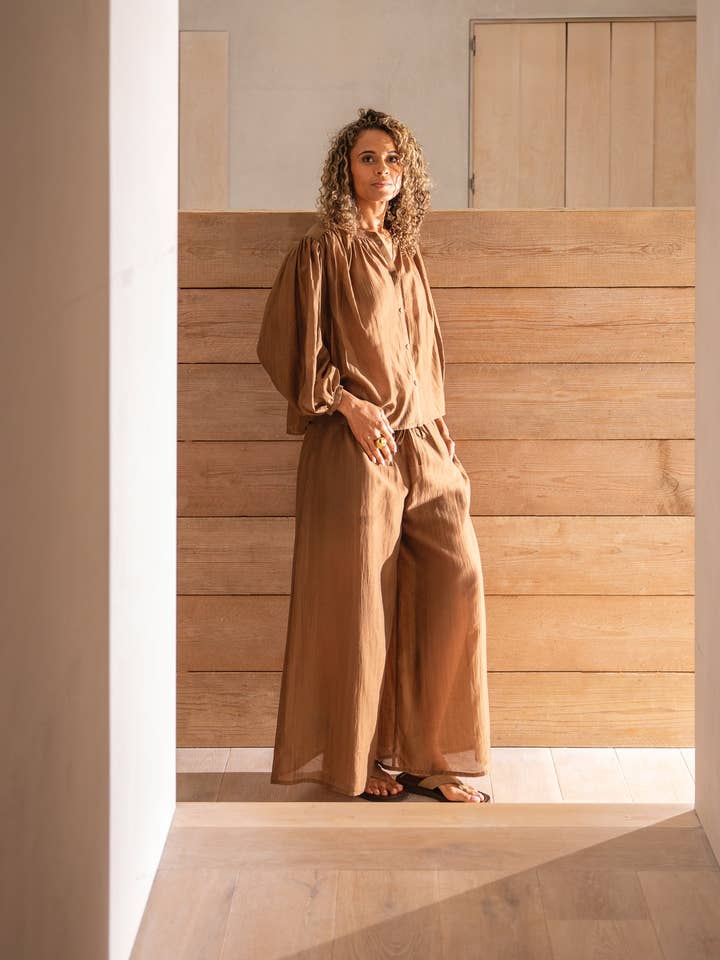 Dawn Blouse | Tabak voor wholesale door CHALK