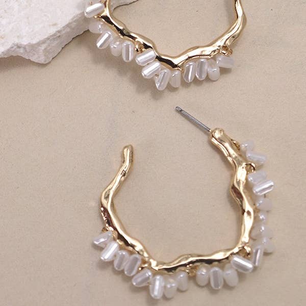 Gold IRREGULAR SHAPE PEARL SEED BEAD EARRINGS | 31E24463 for wholesale on Faire