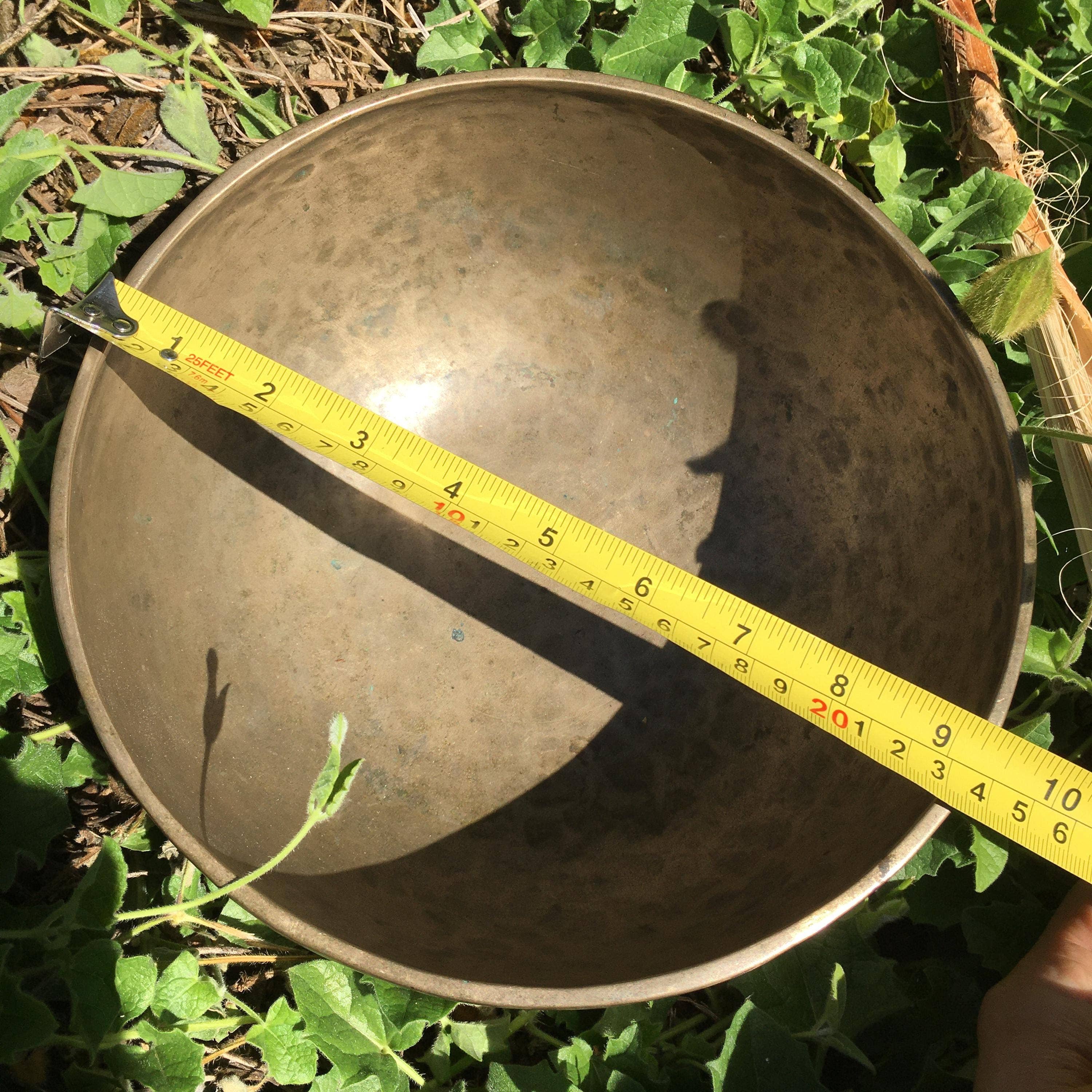 Wildheart Crystals - Wholesale Meditation Supplies - AAA Vintage Hand Hammered Tibetan Singing Bowl 9.259