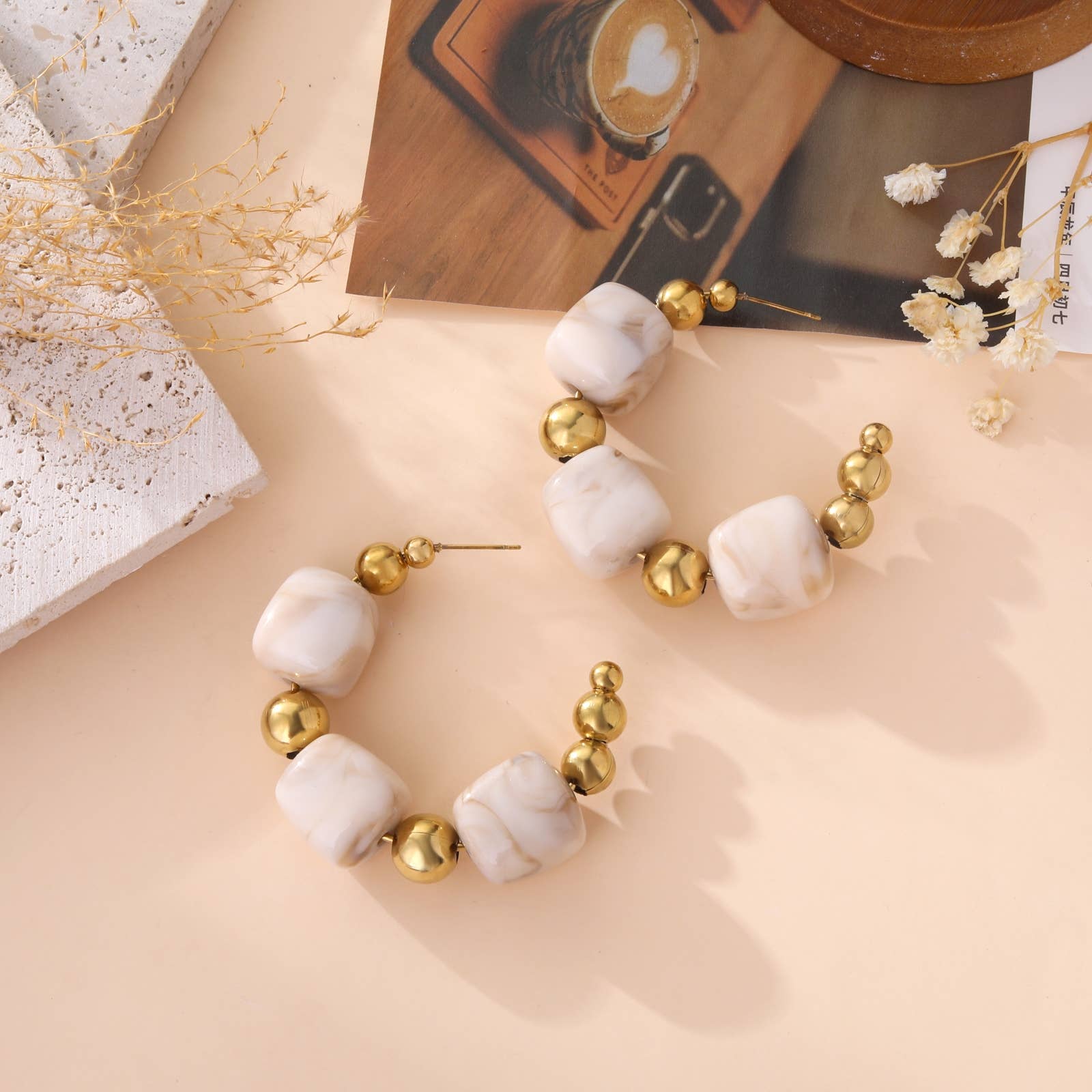 Lovelika - Wholesale Single Earring - Creole hoop earrings - Meredith2