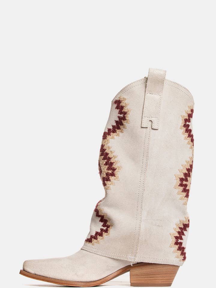 METISSE - Wholesale Boots - Women's - Off white suede Texan boots DX22052