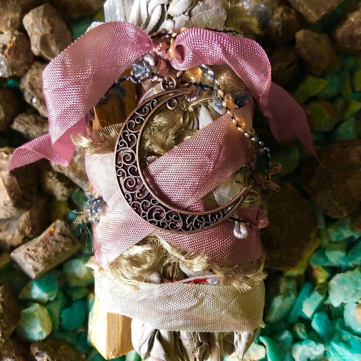 Bodhi Leaf Market - Wholesale Sage Bundle - High Vibration Moon Sage Bundle, Gift Sets