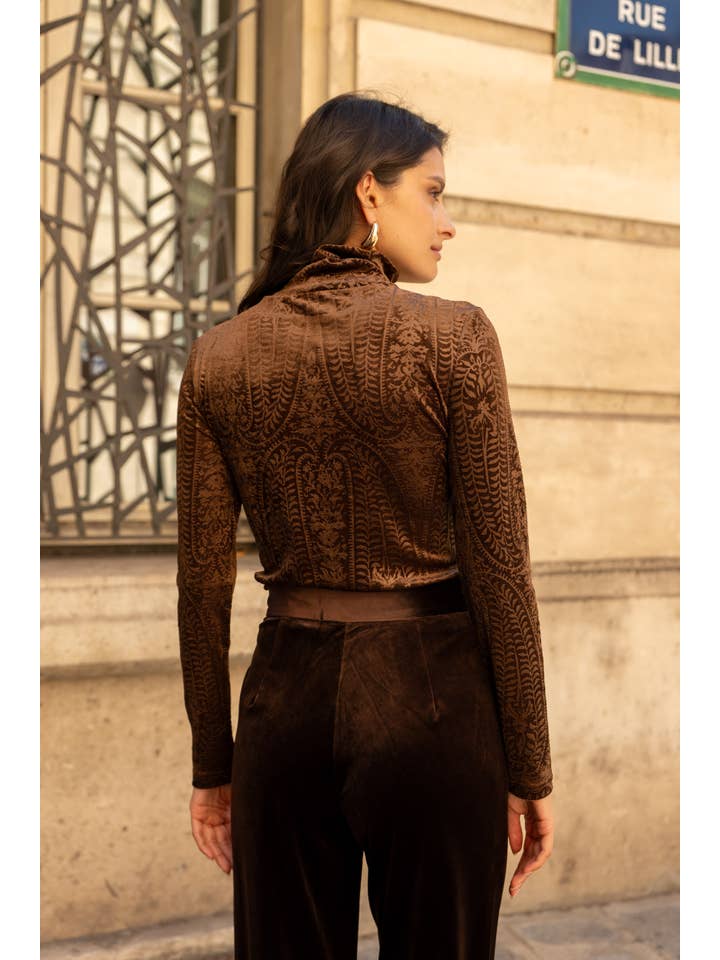 CHOKLATE PARIS - Vendita all'ingrosso Camicetta - Donna - Maglia dolcevita in velluto jacquard - CH0049