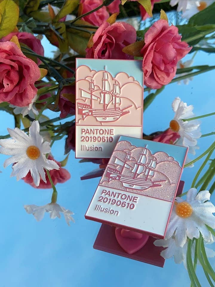 Pantone : Illusion pour la vente par fox & koi: stickers and pins