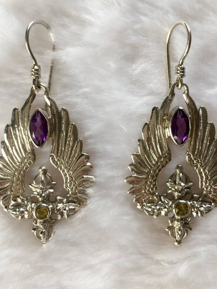 Orecchini Flying Vajra per la vendita all'ingrosso da parte di Liquid Fire Mantra