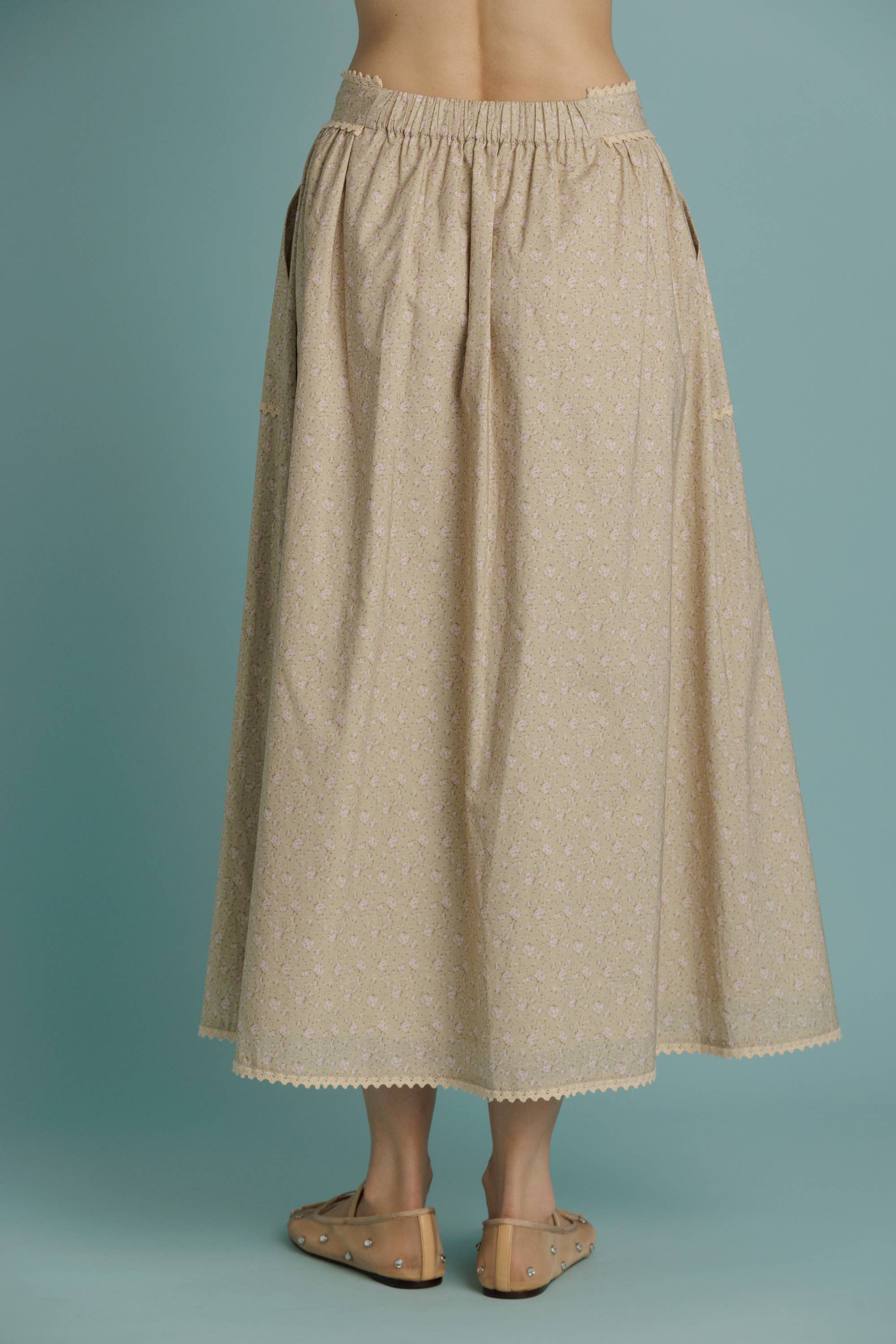 Aureum - Wholesale Skirt - Women's - AB2359 - CROCHET TRIM FLORAL SKIRT6