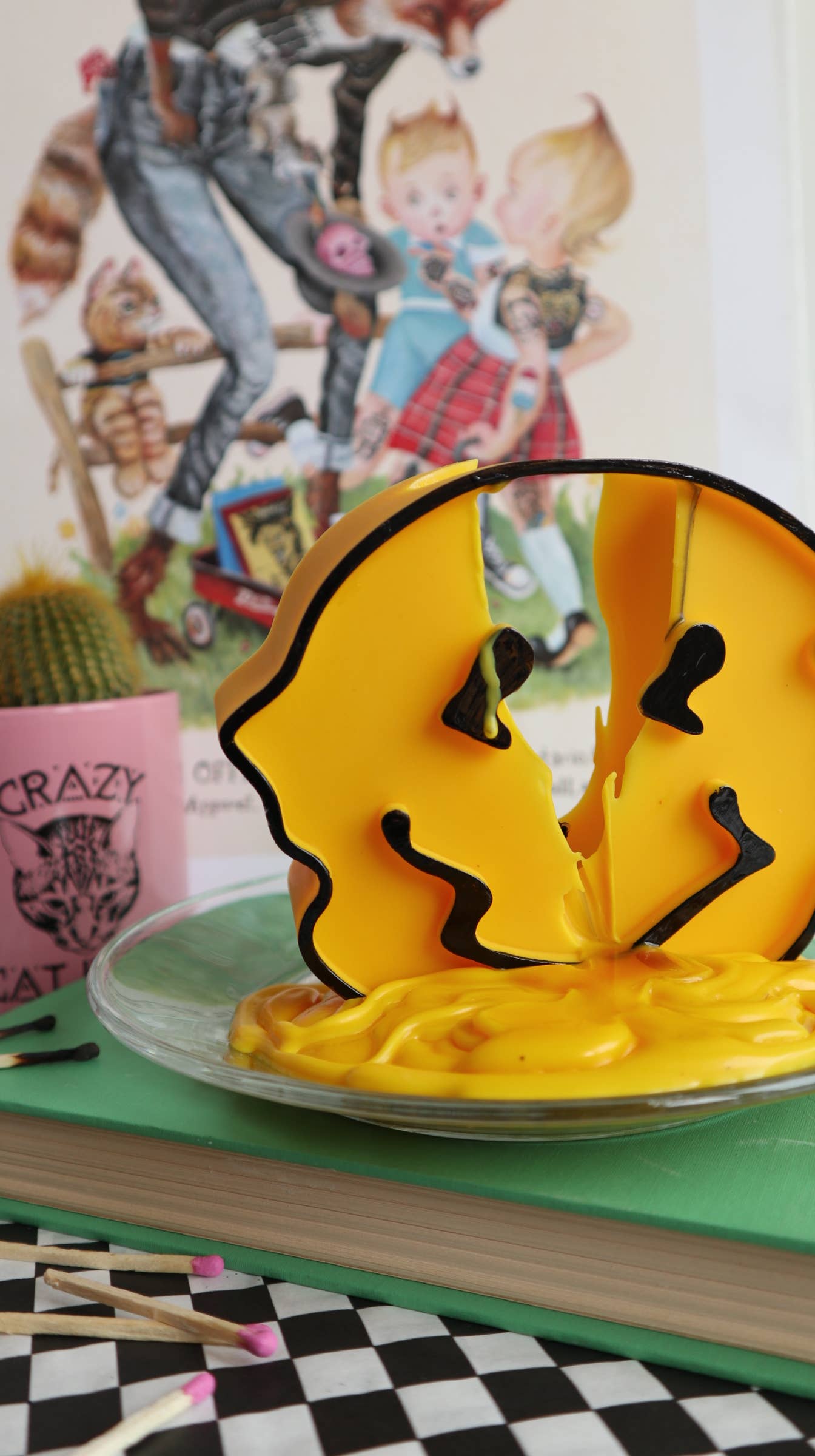 Drop Dead Candles - Wholesale Novelty Candle - Smiley Face Candle1