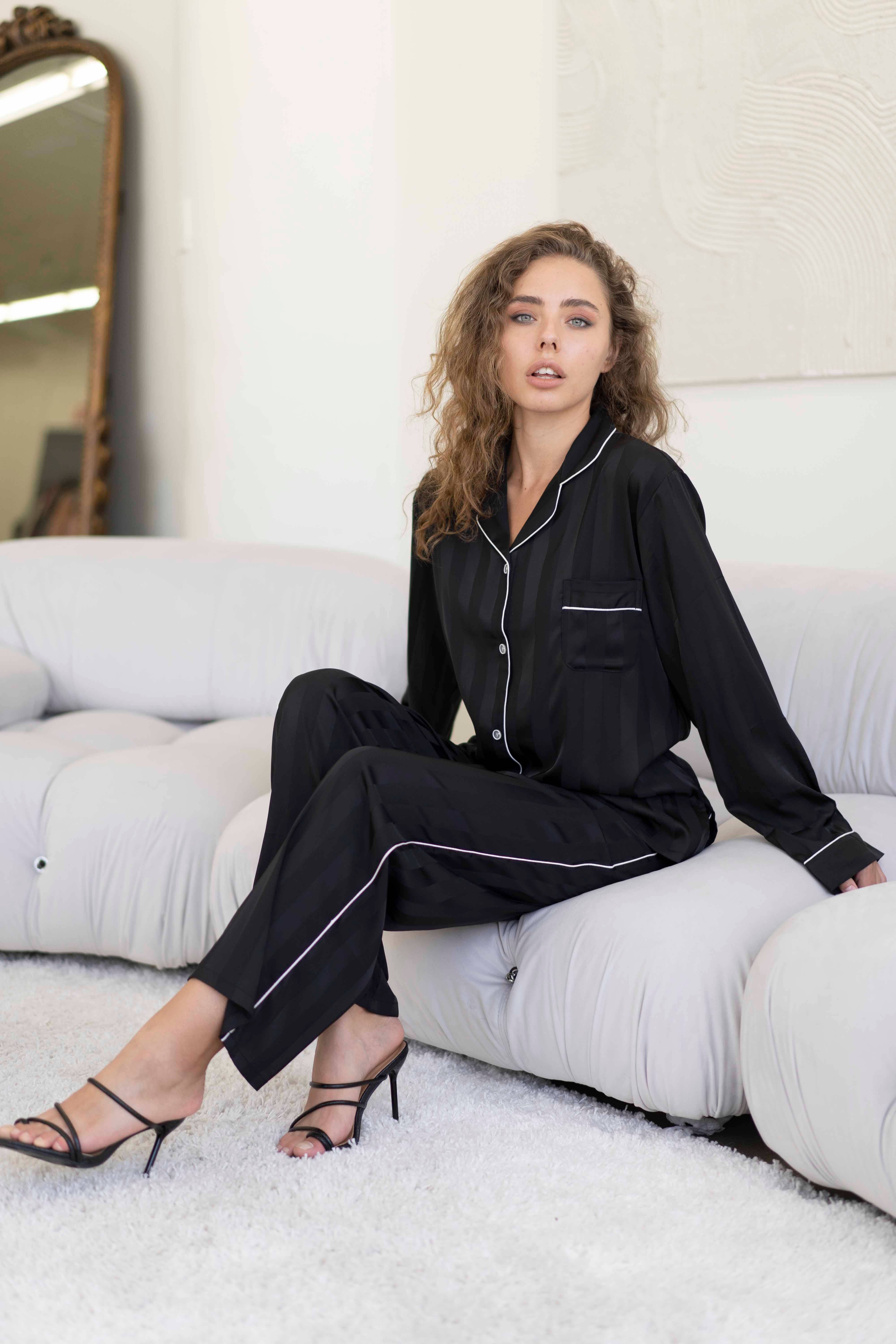 KAYAN.L - Venta al por mayor Conjunto de ropa para dormir - Mujer - Conjunto de pijama de manga larga con botones a rayas negro5