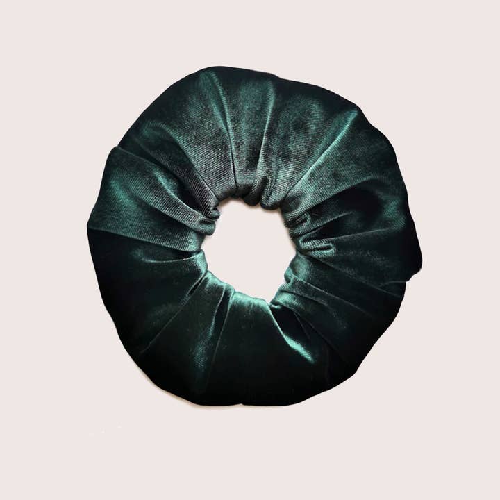 CHOUCHOU IN MALACHITE/velluto verde scuro per la vendita all'ingrosso da parte di Laure Derrey