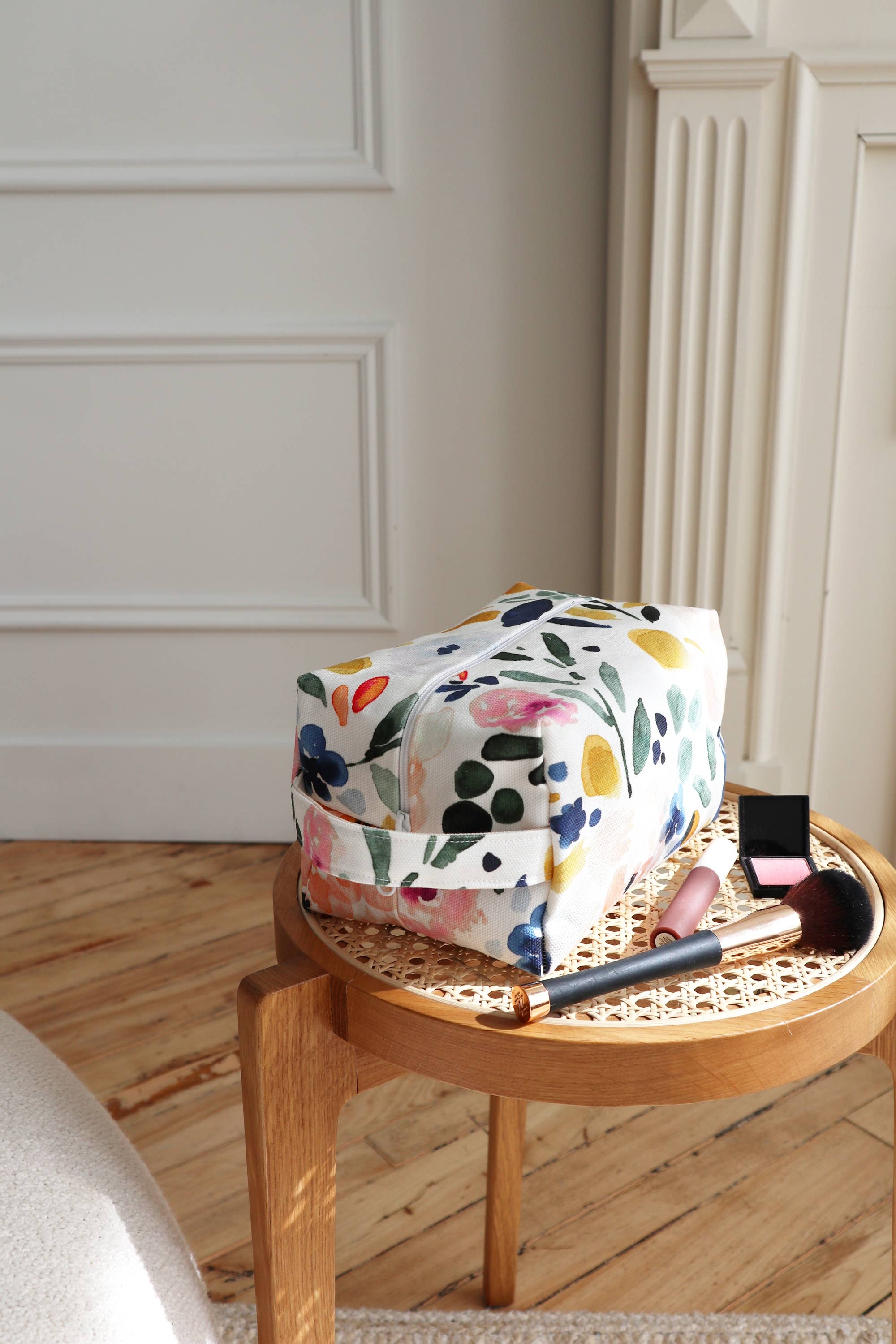 Freon Collective - Wholesale Makeup/Cosmetic Bag - Makeup Bag - Sierra Florals2