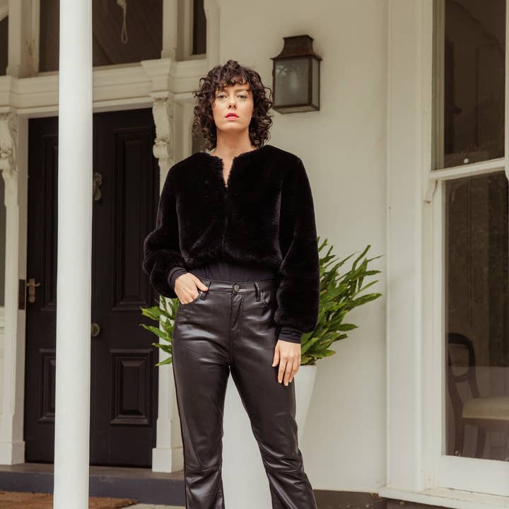 Flint Black and other Purchase Wholesale plint. Free Returns & Net 60 Terms on Faire trending on Faire.