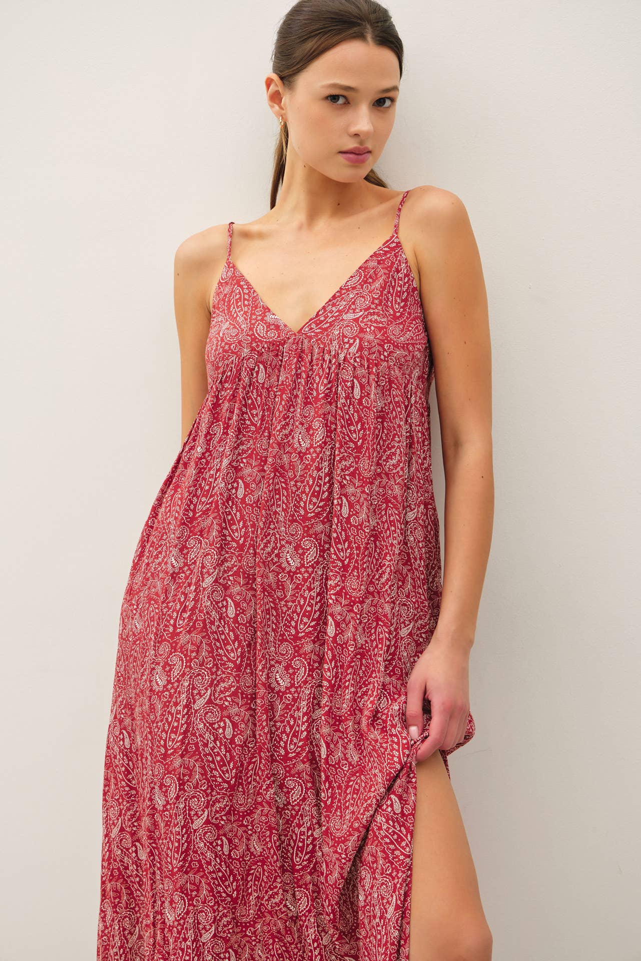 Be Cool - Wholesale Dress - Women's - PAISLEY PRINT MAXI DRESS WITH ADJUSTABLE STRAPS 4