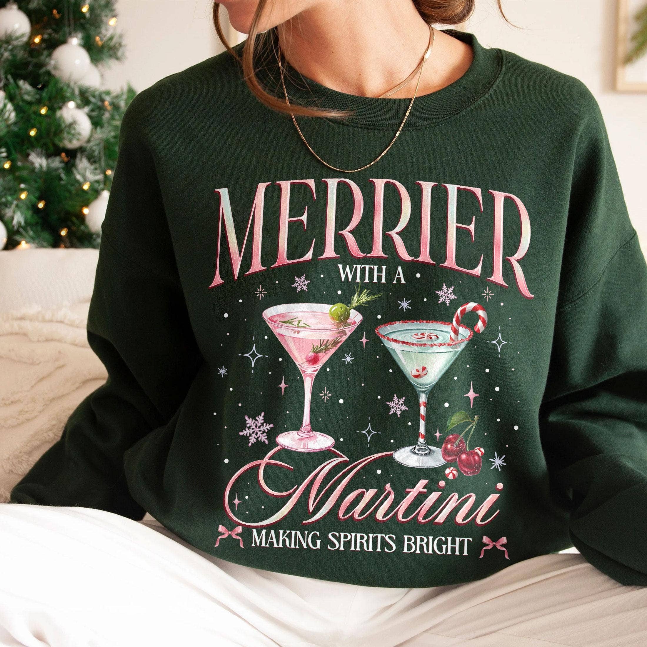 NVC Ecommerce LLC - Wholesale T-shirt met print - Dames - Kerstcocktail Sweater, Vrolijker Met Een Martini Shirt0