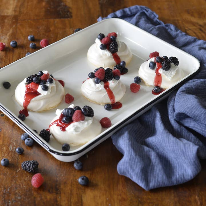 TableCraft Products Company - Wholesale Baking Dish - Enamelware Collection Sheet Pan, 16.25 x 11.5"11