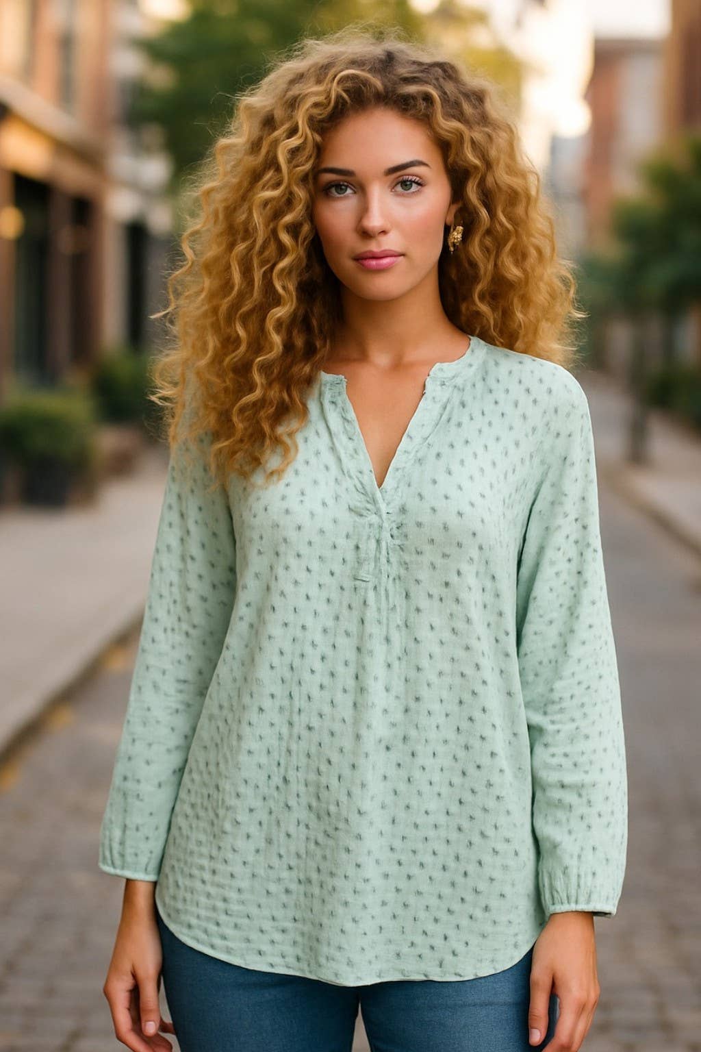 A Woman we Love - Wholesale Button Down Shirt - Women's - 🇬🇧 NEW IN: Lot of 20 Autumn/Winter Shirts18