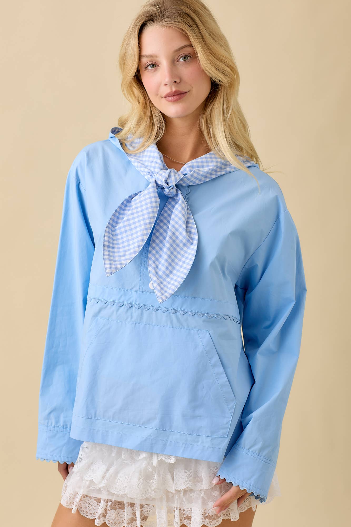 Main Strip - Wholesale Windbreaker - Women's - Windbreaker Jacket With Hoodie And Neck Tie Detail4