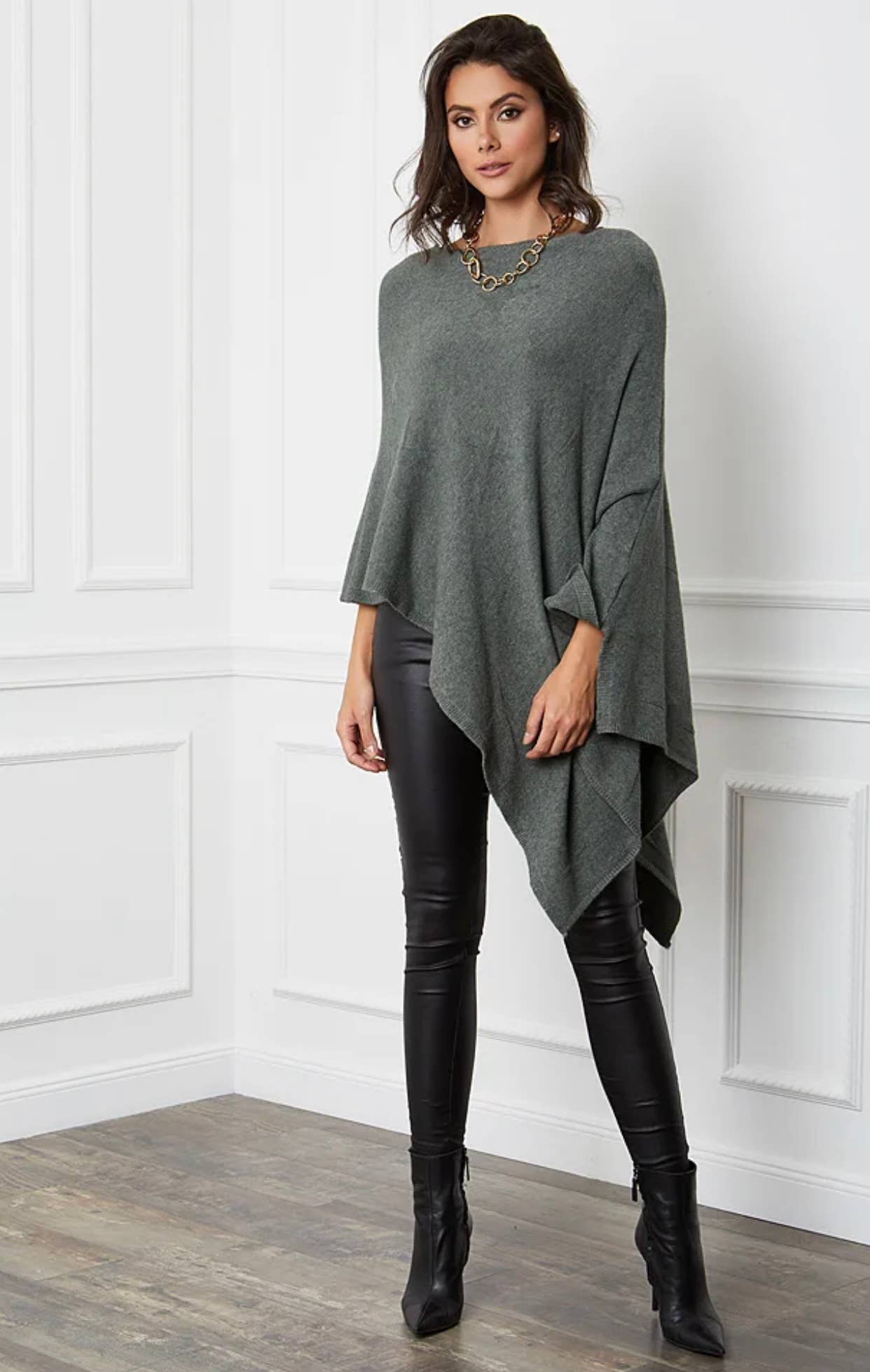 LÉA & LUC - Wholesale Poncho - Women's - Ponchos REF.007624