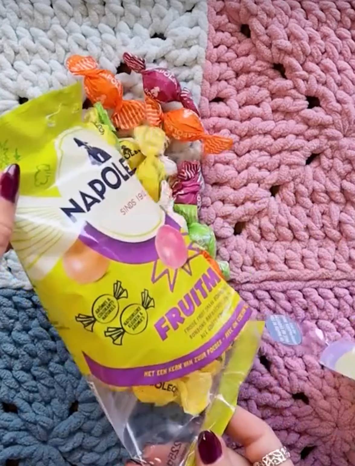 Belgium's Chocolate Source - Wholesale Gummy - Napoleon Assorted Fruit Mix Sours, 5.29oz Bags1