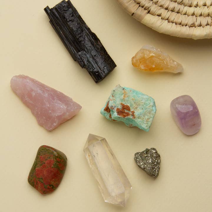 Luna Norte - Wholesale Spiritual Stone/Crystal - Curated Crystal Hand Woven Basket Curio Set- Home Décor4