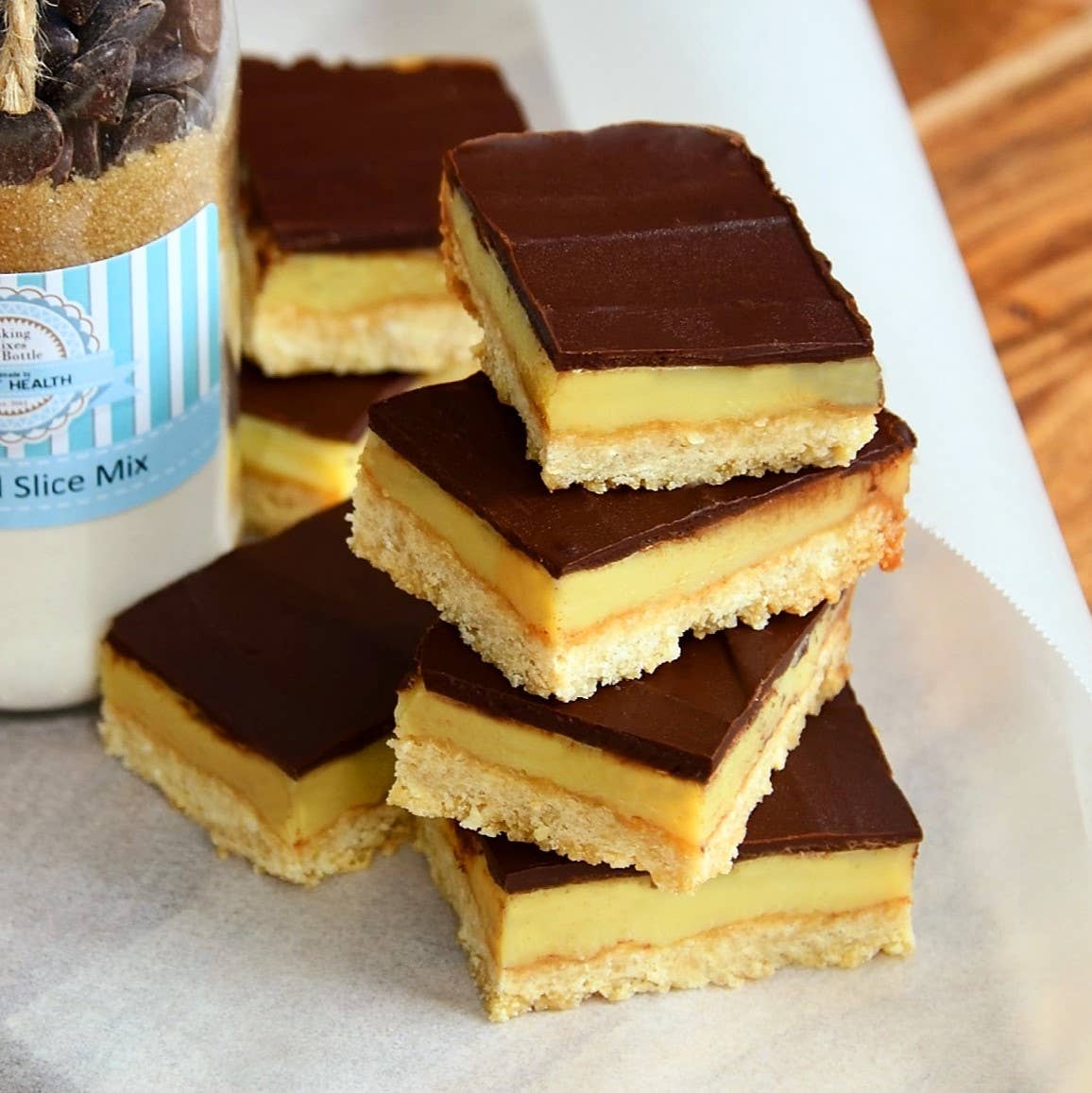 Sweet Health - Wholesale Cake mix - LARGE - Easy-to-bake - Caramel Slice Baking Mix in a Bottle2