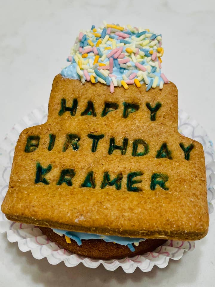 Fødselsdag Pupcake (Enkelt) for engroshandel hos Power “Pup” Treats