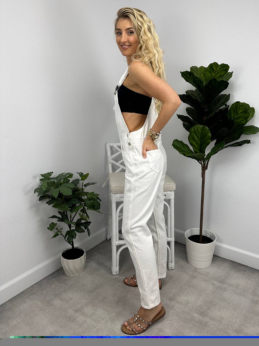 Anna Kaci Wholesale - Wholesale Overalls - Women's - Relaxed Fit Overalls with Adjustable Straps and Front Pocket5