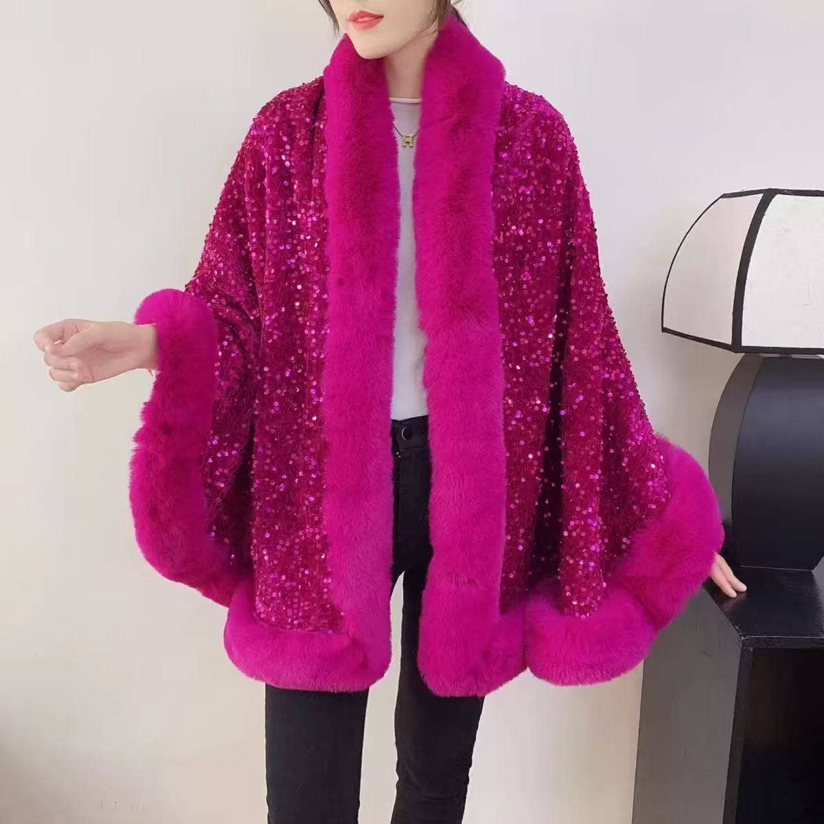PEACH ACCESSORIES - Wholesale Cape - Women's - Elegant Sequin Cape Wrap with Plush Faux Fur PE4000