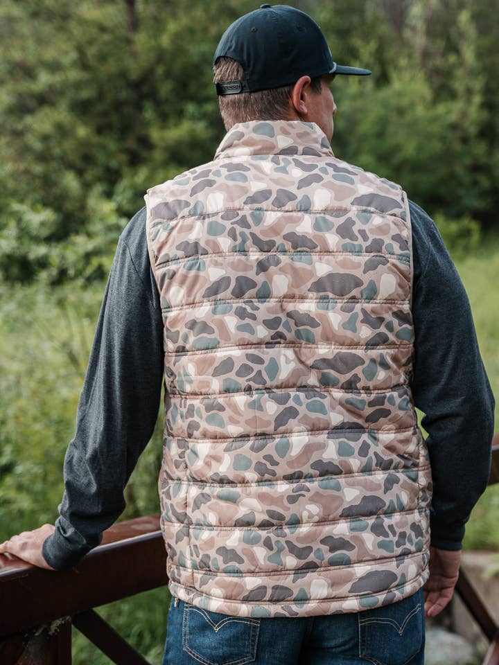 BURLEBO - Wholesale Outerwear Vest - Men's - Puffer Vest - Pintail Camo