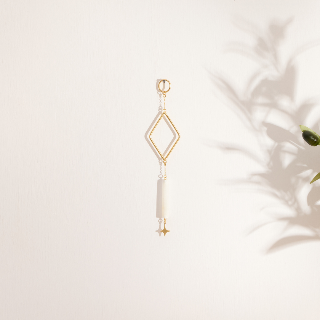 GeoCentral – wholesale Decorative tassel/wall drop – Diamond Light Selenite Crystal Wall Charm4