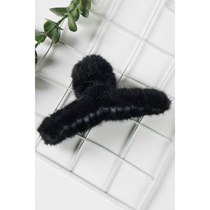 Hana - Wholesale Hair Clip - Women's - Solid Color Furry Single Knot Hair Claw