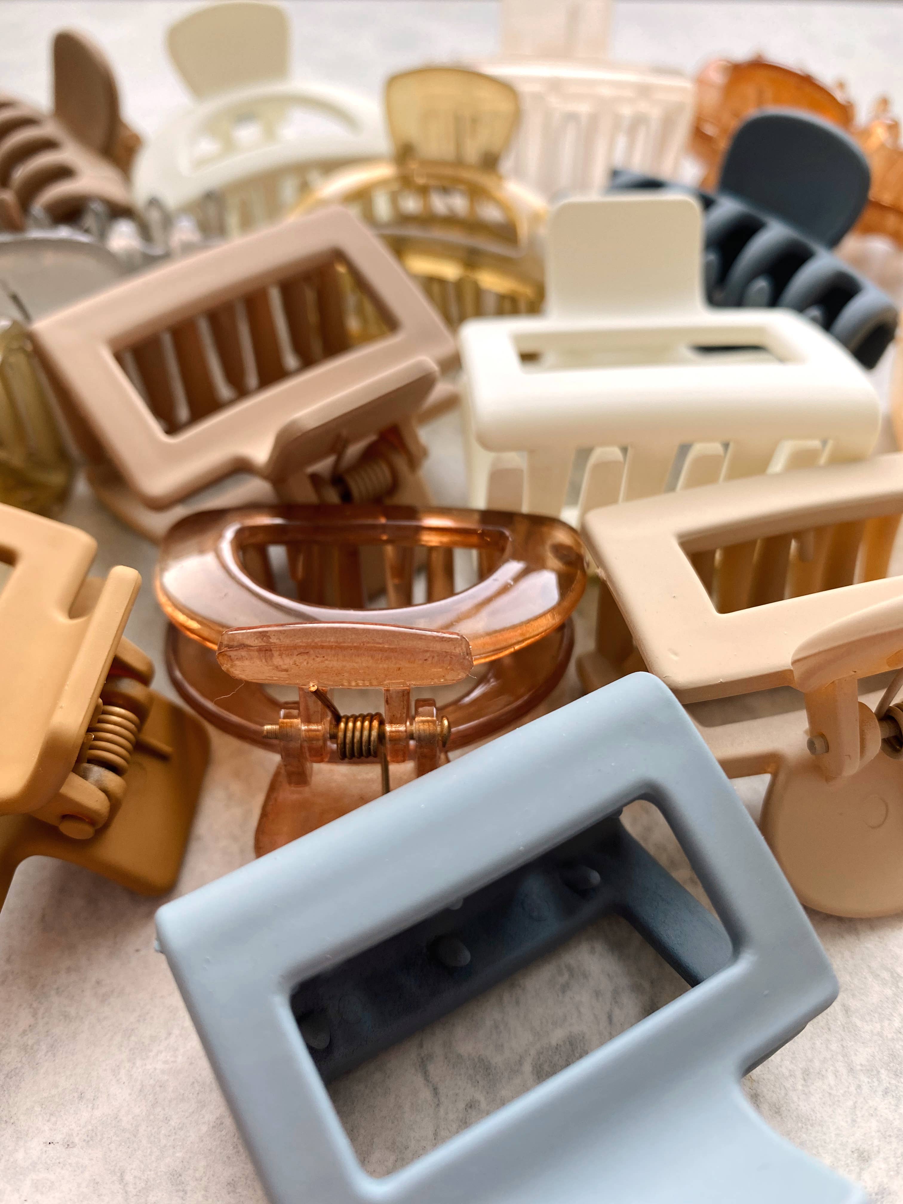 Saige Collective - Wholesale Hair Clip - Women's - Mini Hair Claw Clips - individual1